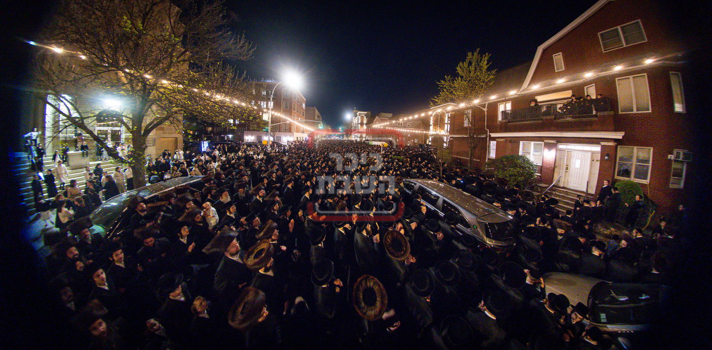 חג הפסח בחצה"ק באבוב