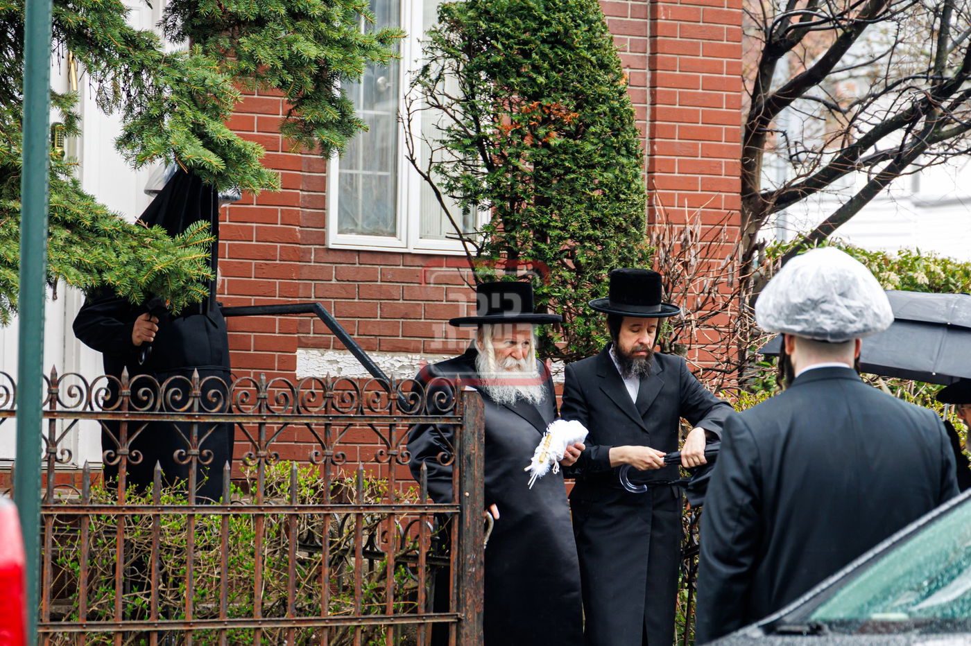 חג הפסח בחצה"ק באבוב