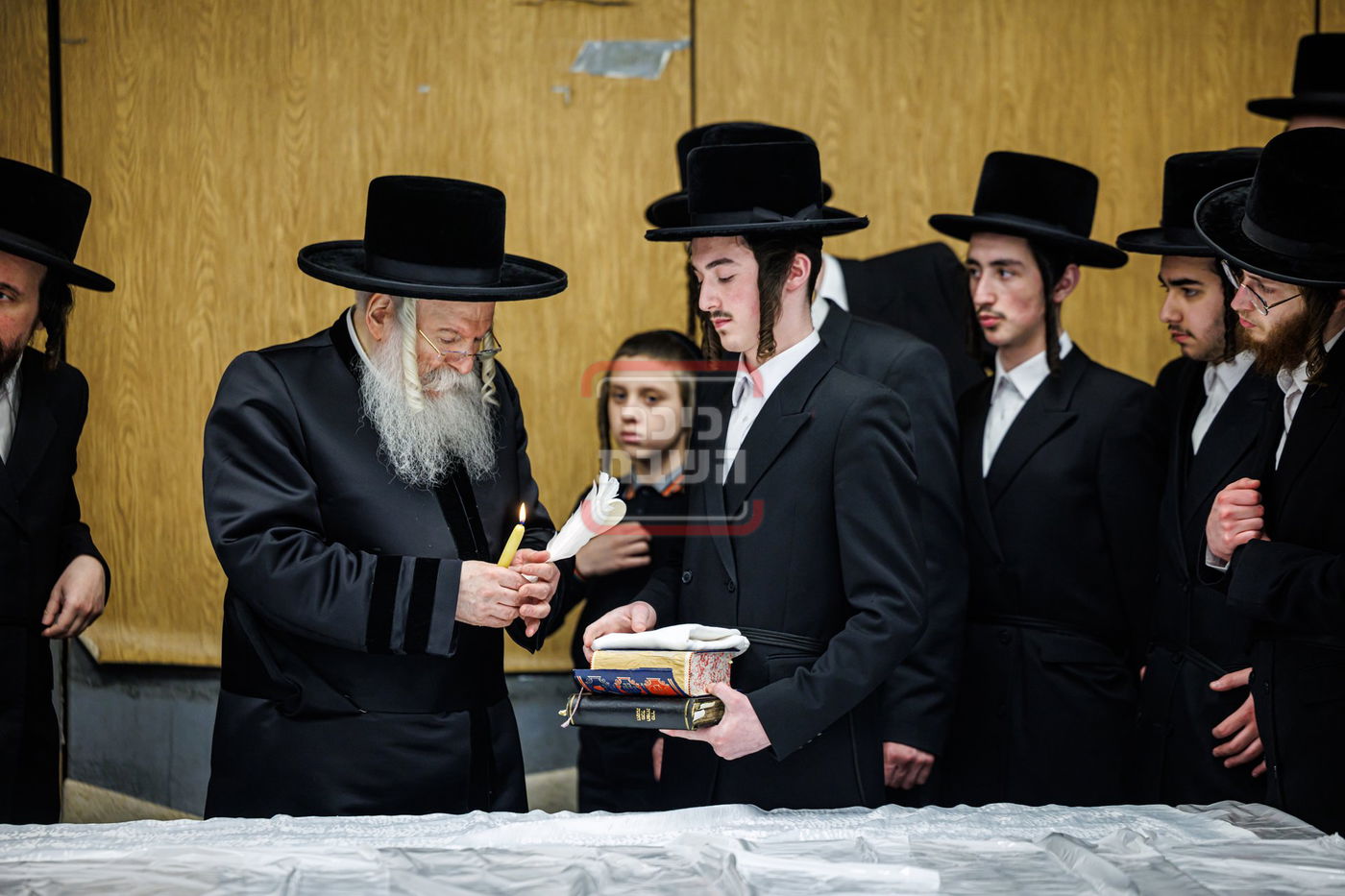 חג הפסח בחצה"ק באבוב