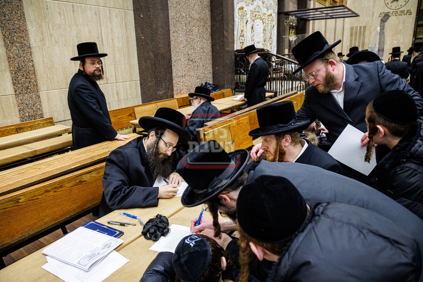 חג הפסח בחצה"ק באבוב