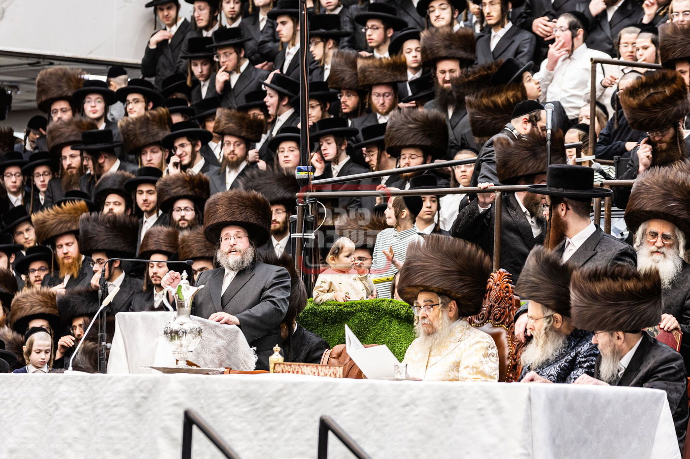 האדמו"ר מסערדאהעלי בביקור אצל האדמו"ר מסאטמר