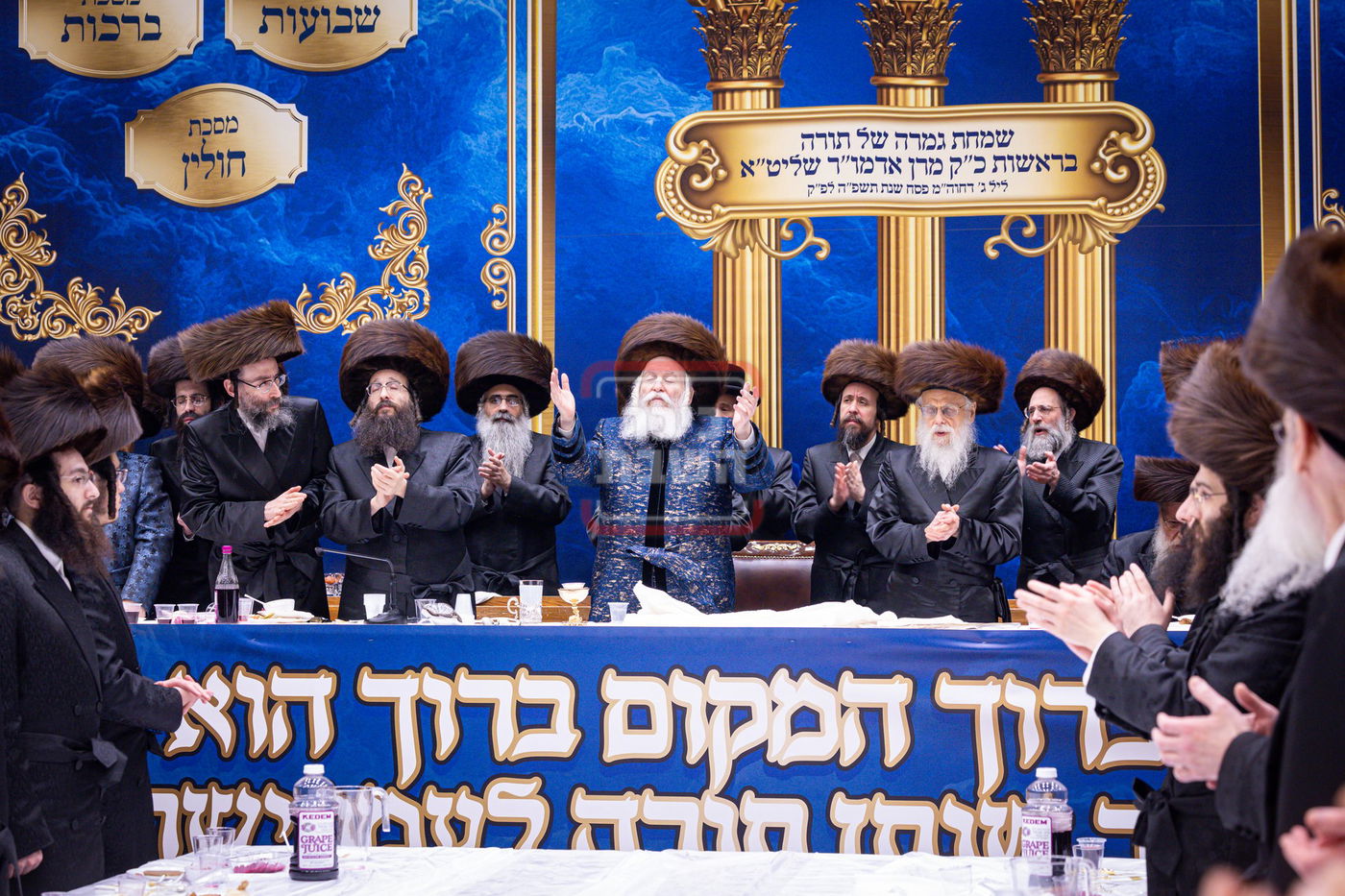 חג הפסח בחצה"ק באבוב