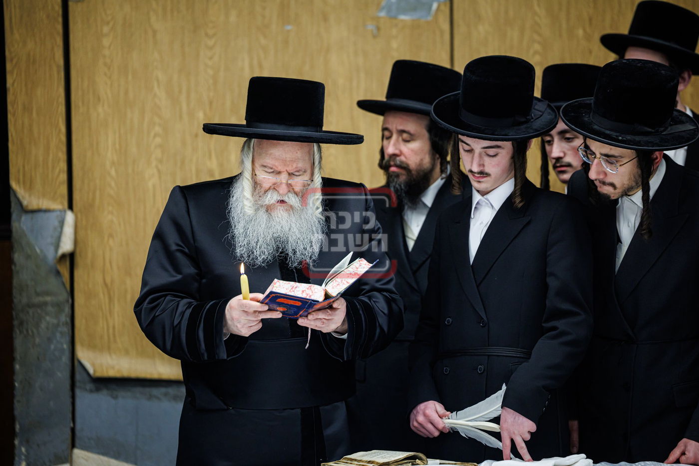 חג הפסח בחצה"ק באבוב