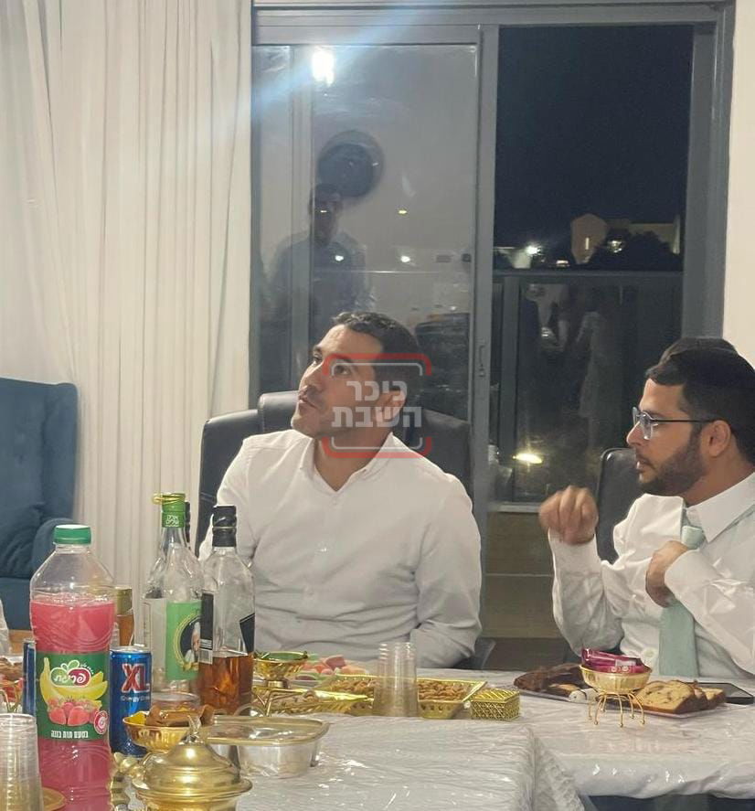 זופניק בכיכר | כל התמונות, הנייעס והחשיפות של פסח והמסתעף