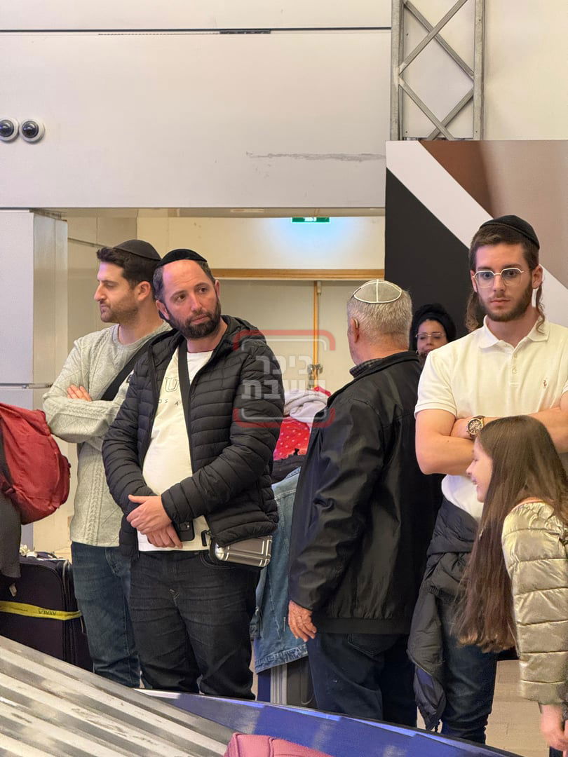 זופניק בכיכר | כל התמונות, הנייעס והחשיפות של פסח והמסתעף