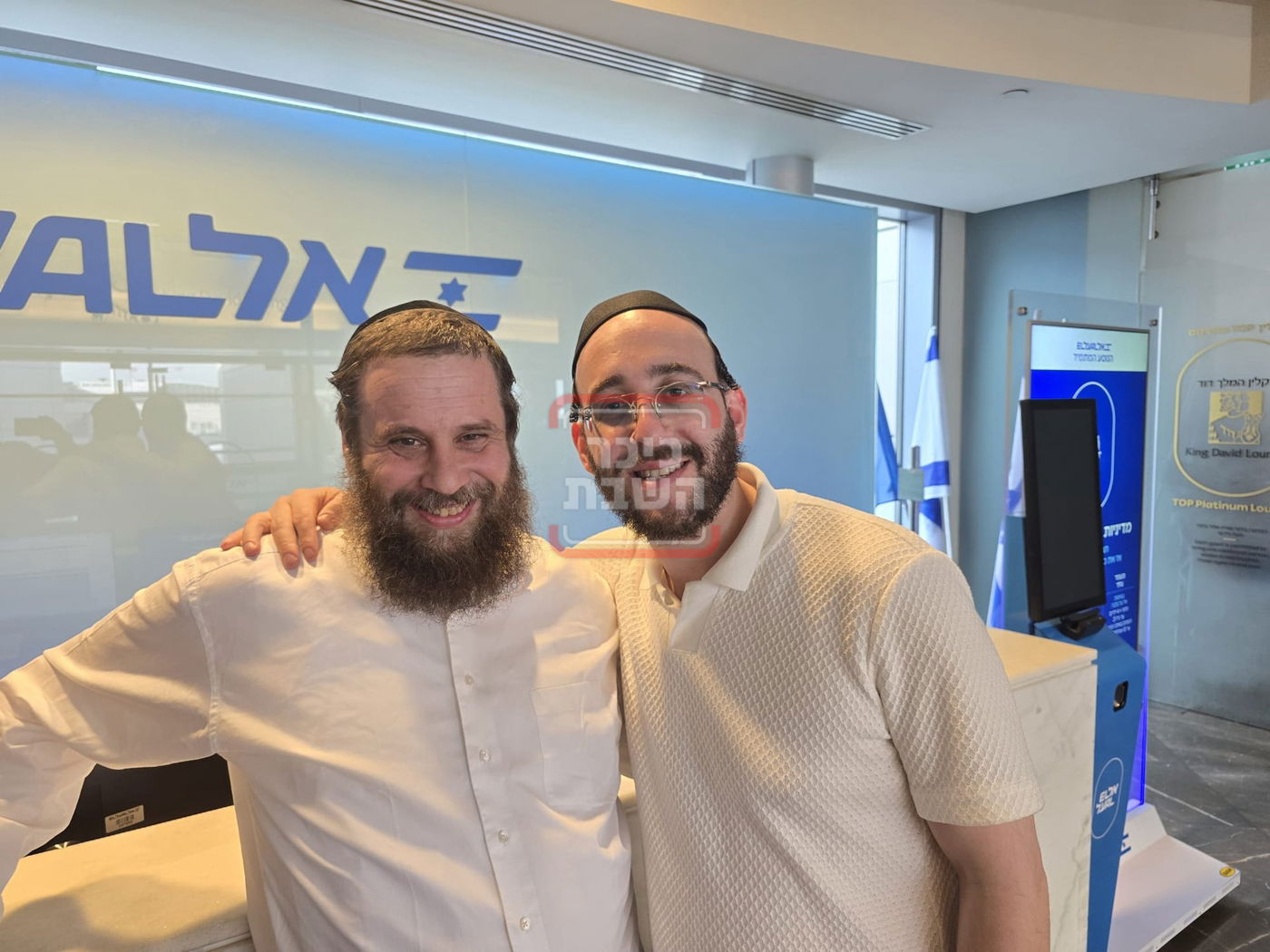 זופניק בכיכר | כל התמונות, הנייעס והחשיפות של פסח והמסתעף