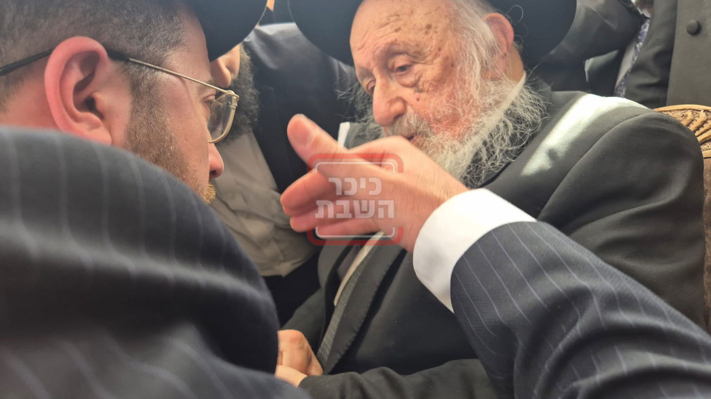 זופניק בכיכר | כל התמונות, הנייעס והחשיפות של פסח והמסתעף