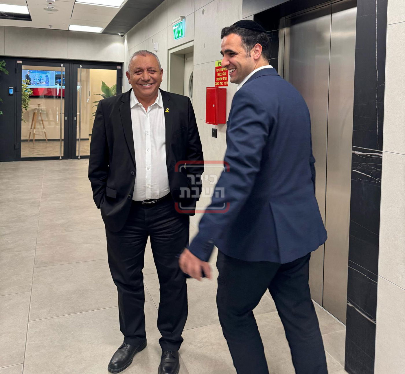 זופניק בכיכר | כל התמונות, הנייעס והחשיפות של פסח והמסתעף