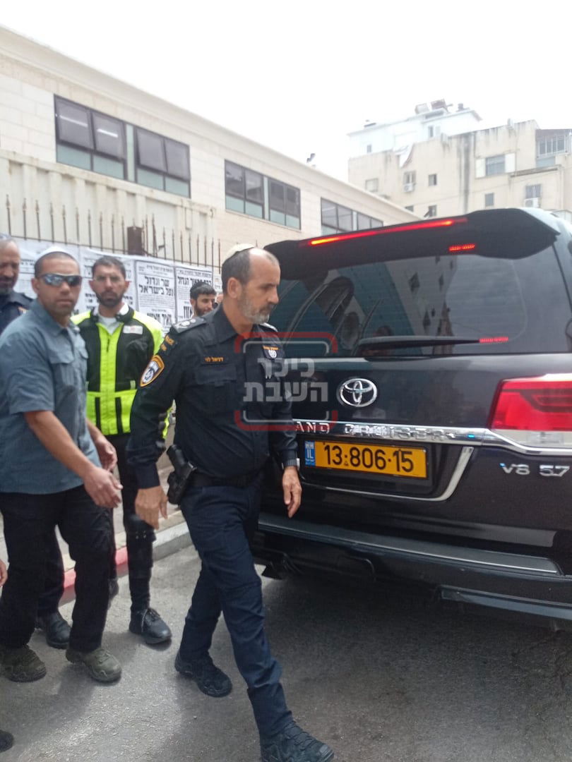 זופניק בכיכר | כל התמונות, הנייעס והחשיפות של פסח והמסתעף