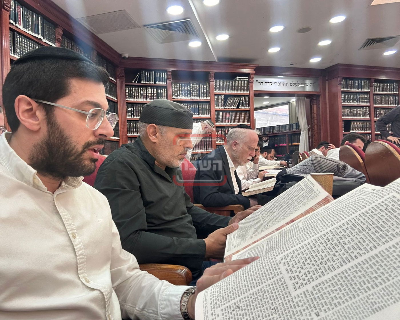 זופניק בכיכר | כל התמונות, הנייעס והחשיפות של השבוע