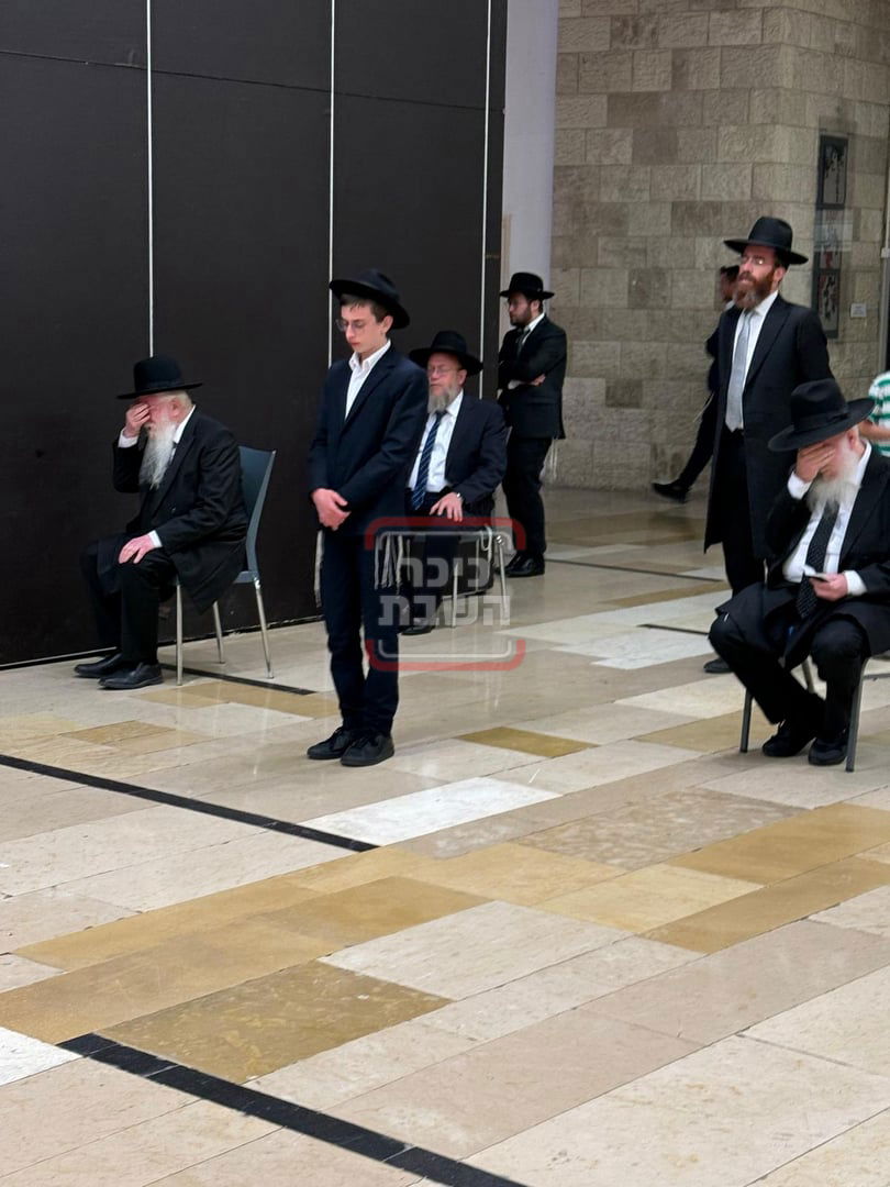 זופניק בכיכר | כל התמונות, הנייעס והחשיפות של השבוע