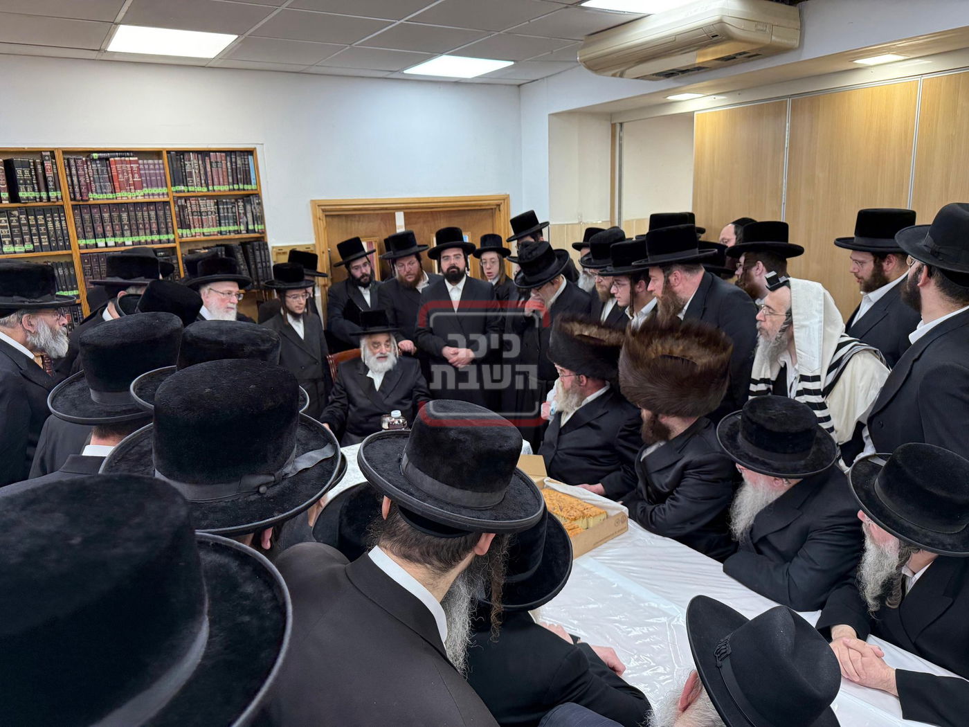 האדמו"ר מויז'ניץ ירושלים בביקור בלונדון