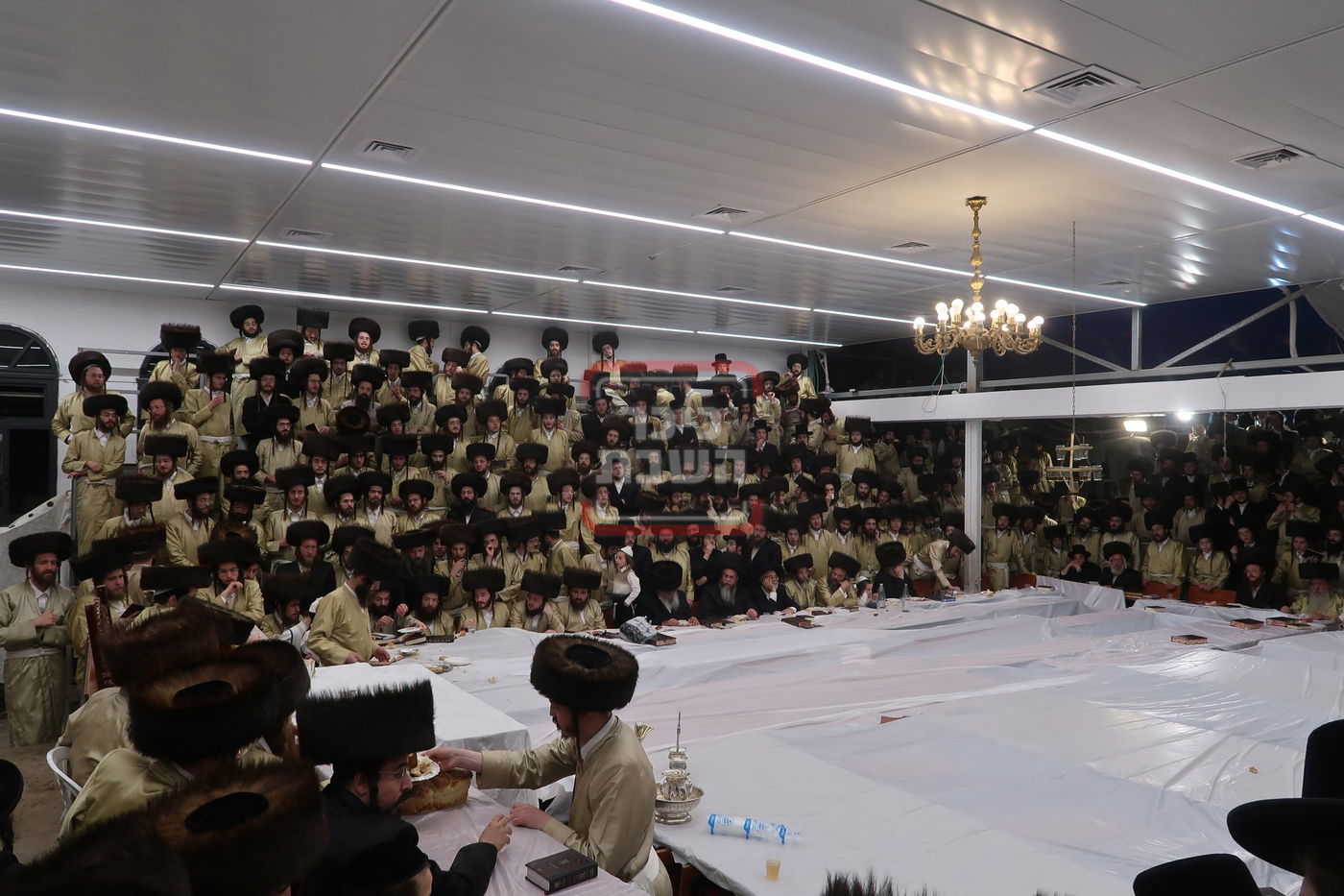 האדמו"ר מתולדות אברהם יצחק, מוצאי שב"ק ב'הר יונה'