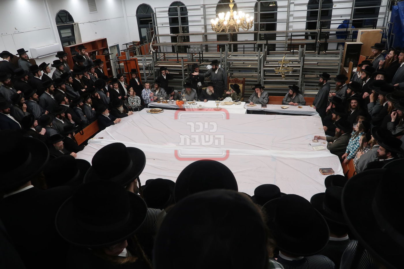 האדמו"ר מתולדות אברהם יצחק בטיש פסח שני