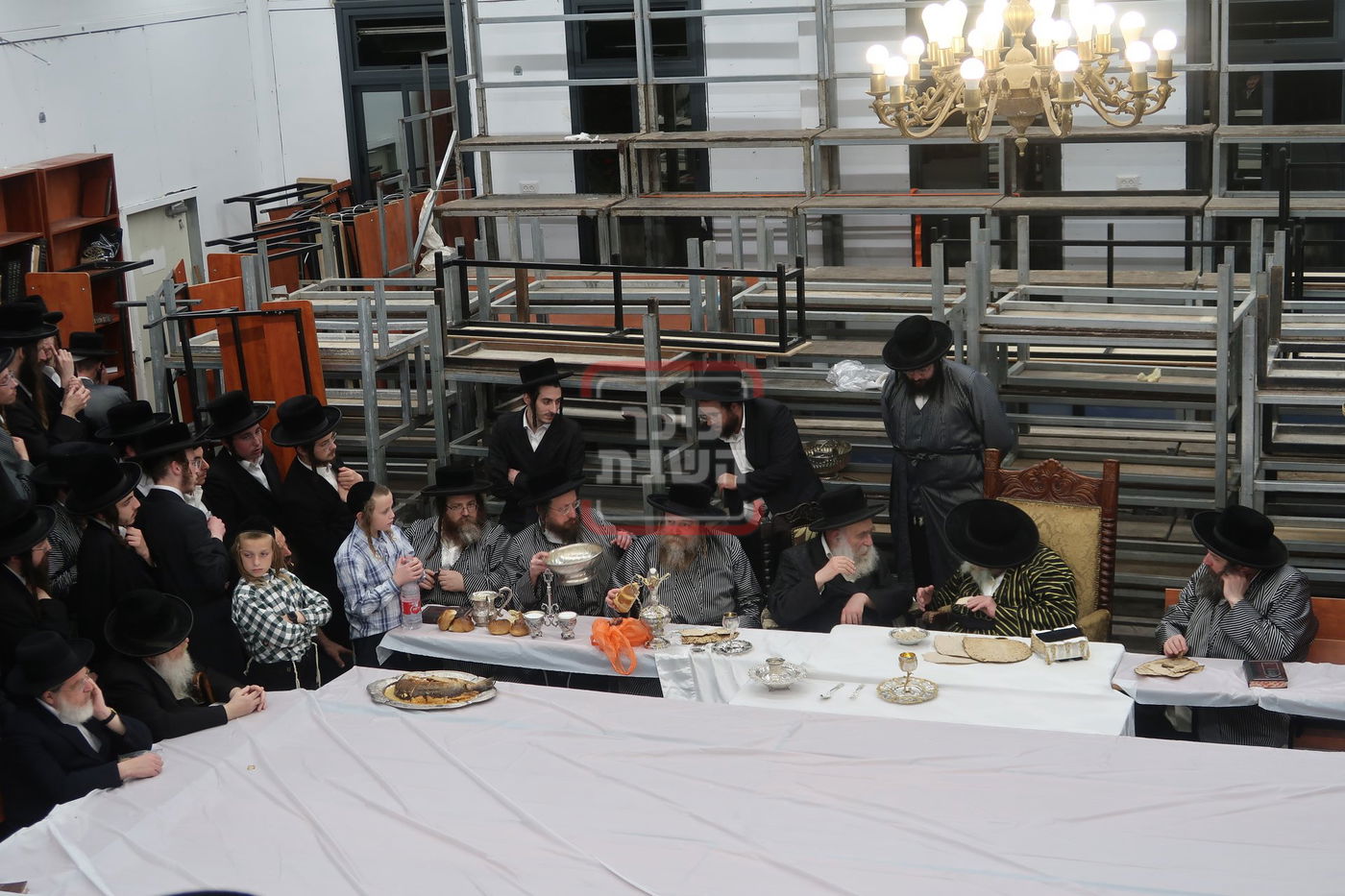 האדמו"ר מתולדות אברהם יצחק בטיש פסח שני