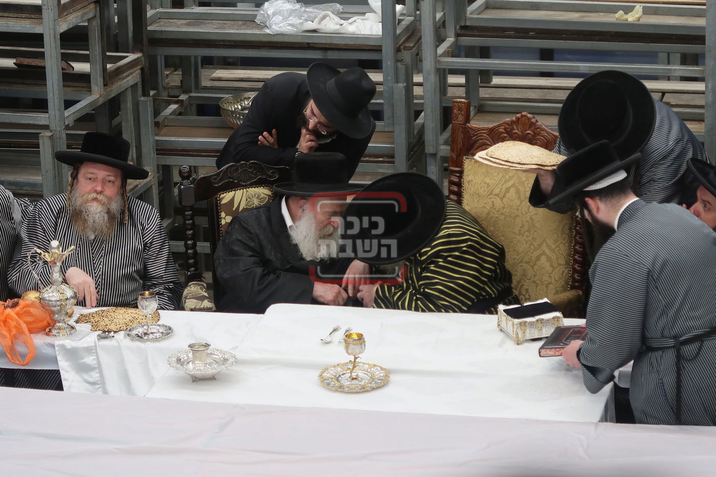 האדמו"ר מתולדות אברהם יצחק בטיש פסח שני