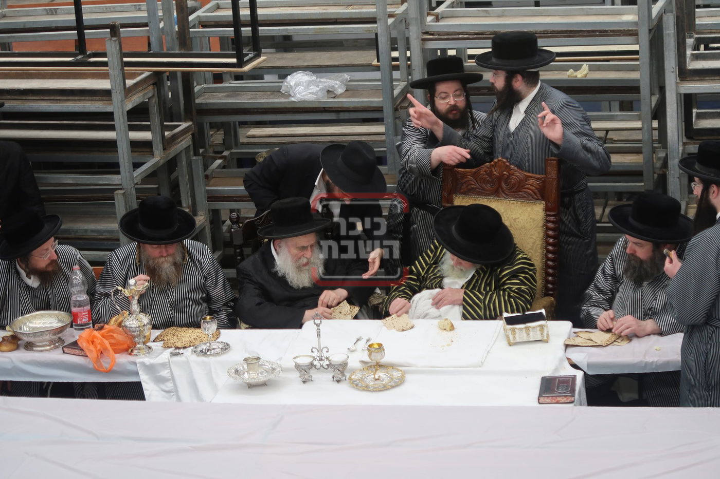 האדמו"ר מתולדות אברהם יצחק בטיש פסח שני