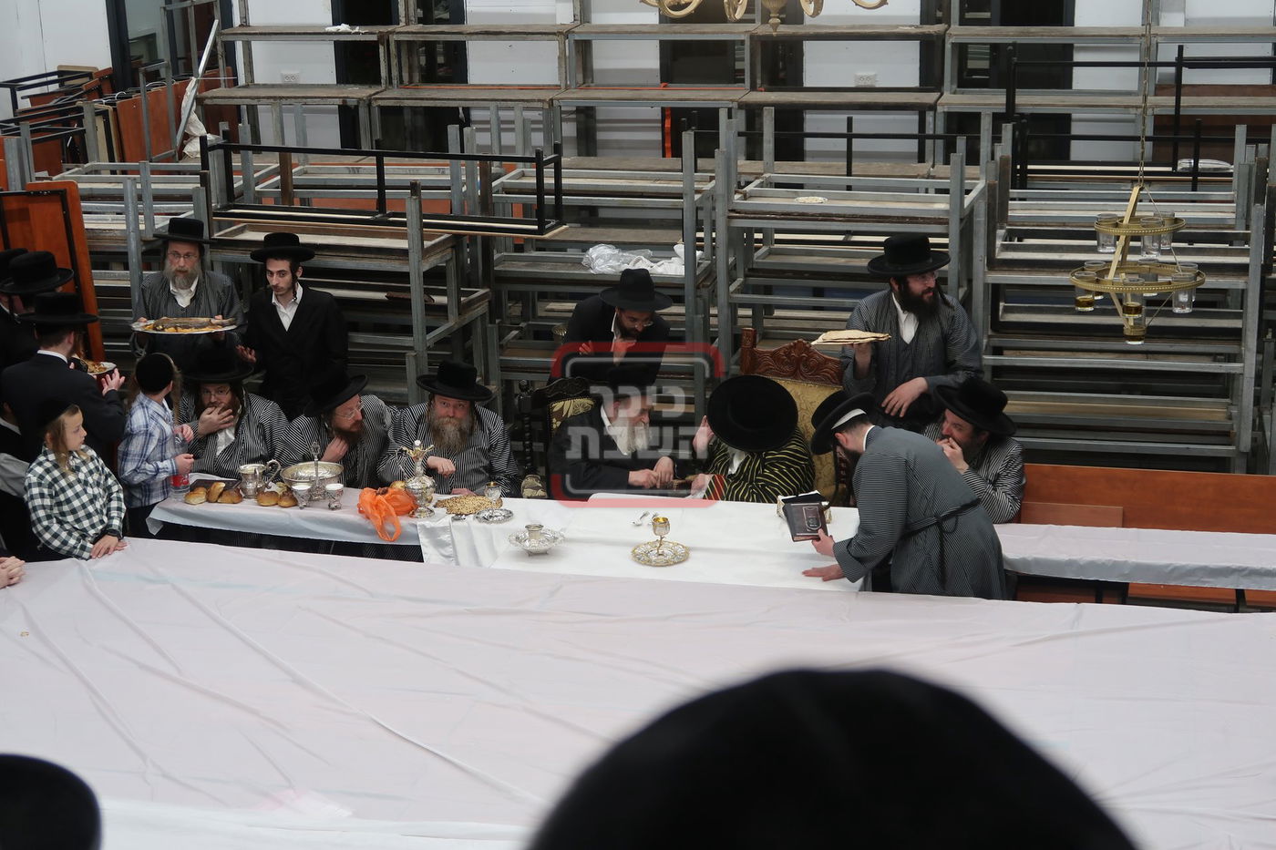 האדמו"ר מתולדות אברהם יצחק בטיש פסח שני