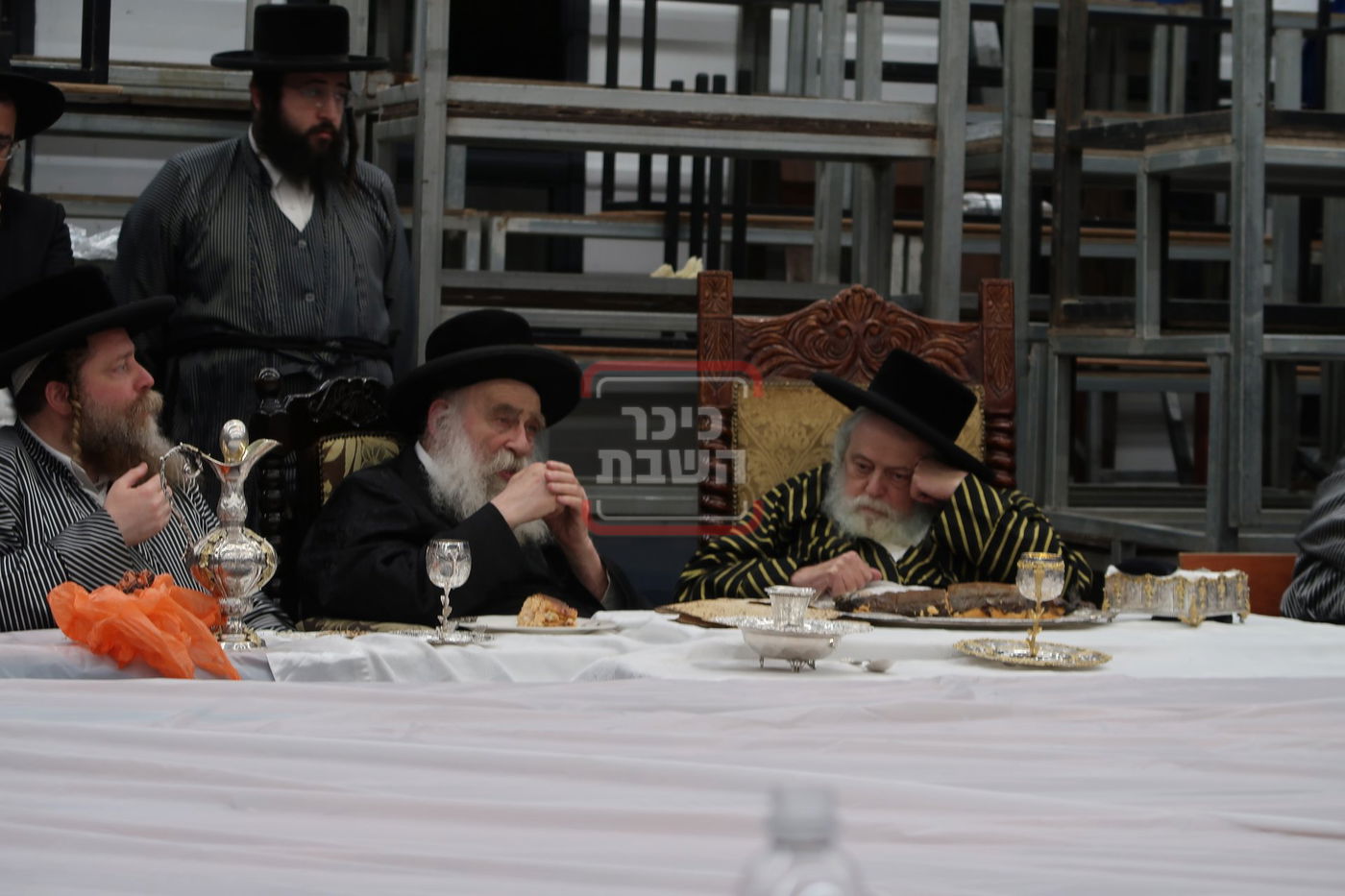 האדמו"ר מתולדות אברהם יצחק בטיש פסח שני