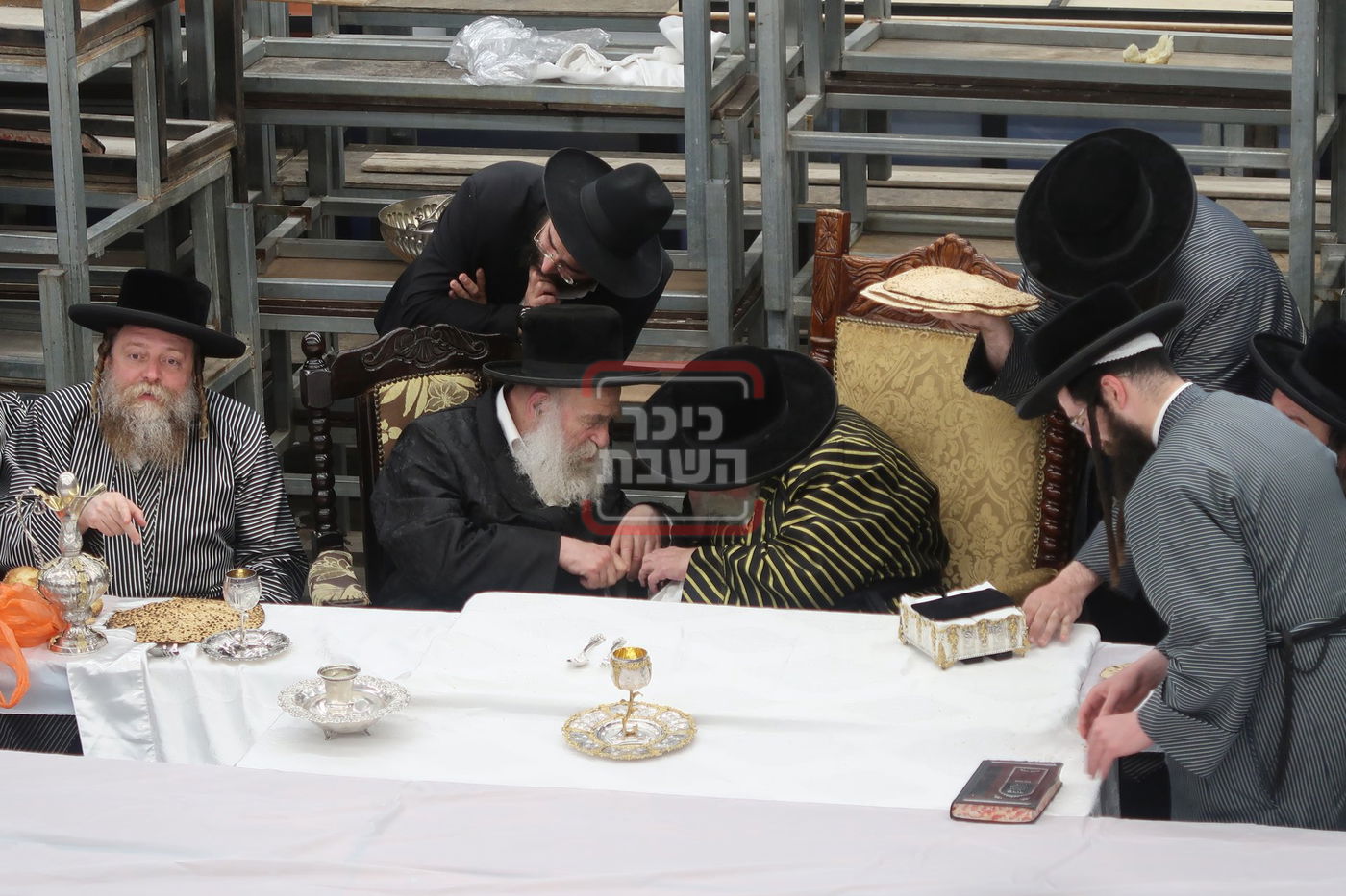 האדמו"ר מתולדות אברהם יצחק בטיש פסח שני