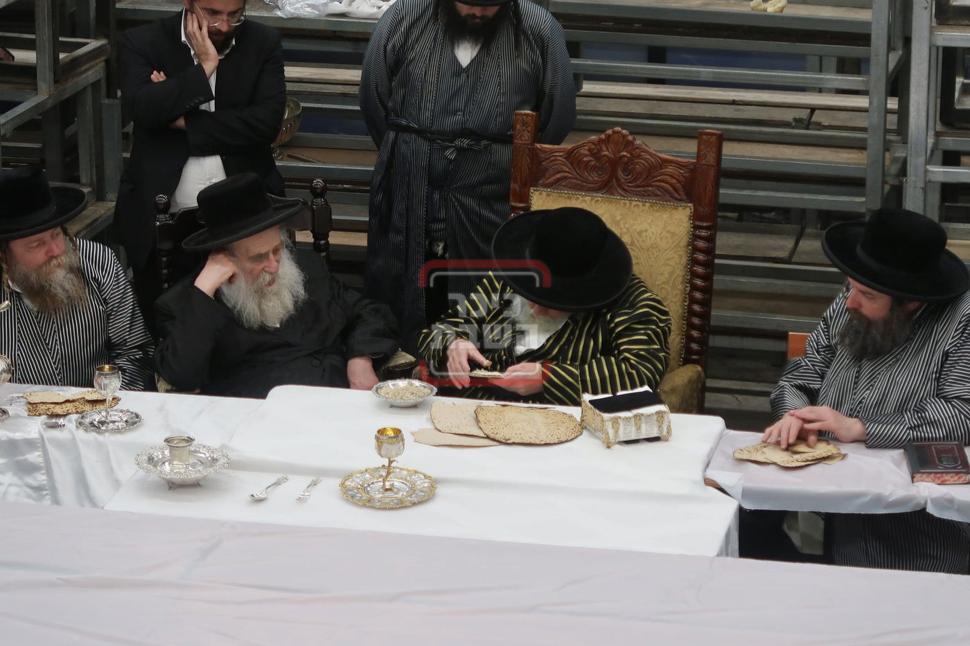 האדמו"ר מתולדות אברהם יצחק בטיש פסח שני