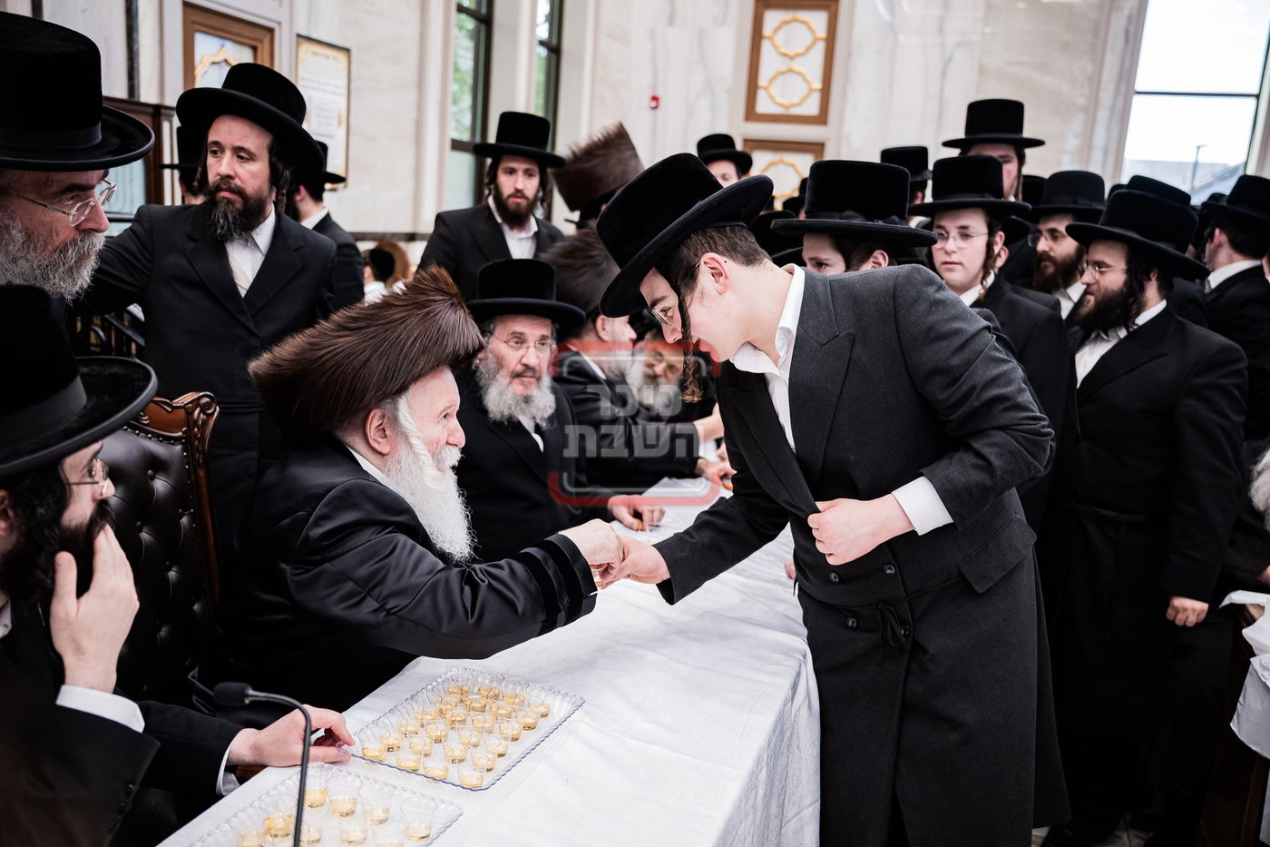 האדמו"ר מבאבוב בטיש פסח שני במונסי