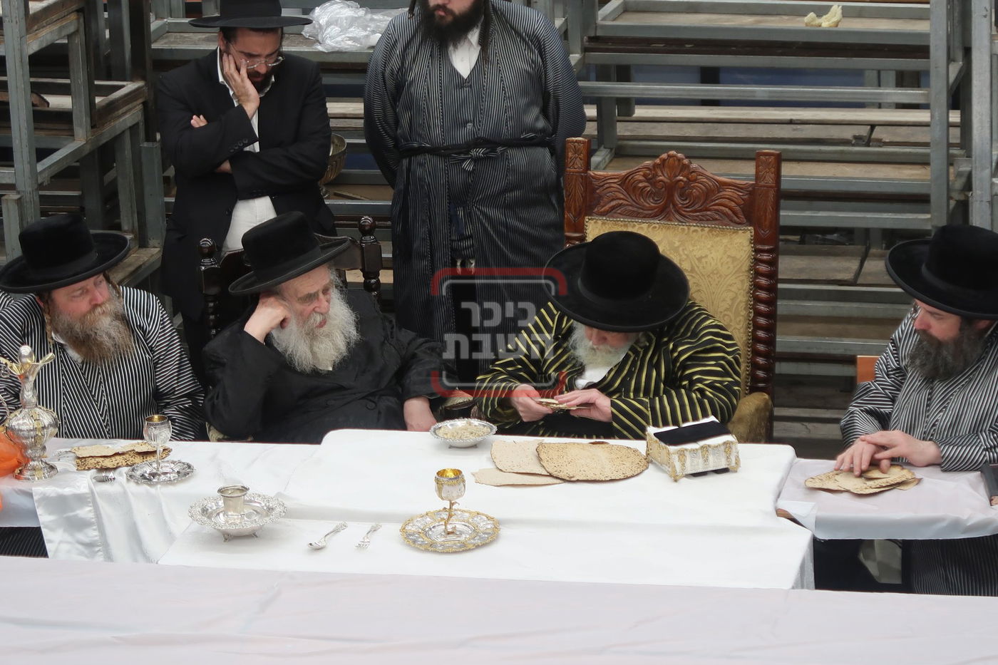 האדמו"ר מתולדות אברהם יצחק בטיש פסח שני