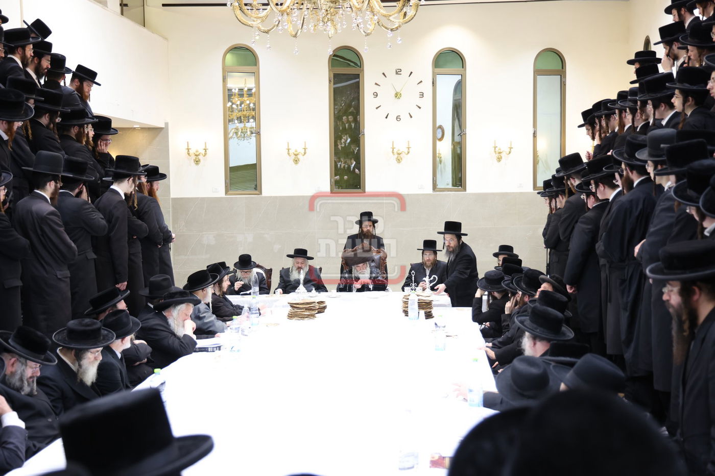 טיש פסח שני בחצה"ק קרעטשניף י-ם