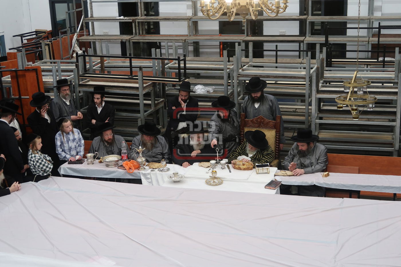 האדמו"ר מתולדות אברהם יצחק בטיש פסח שני