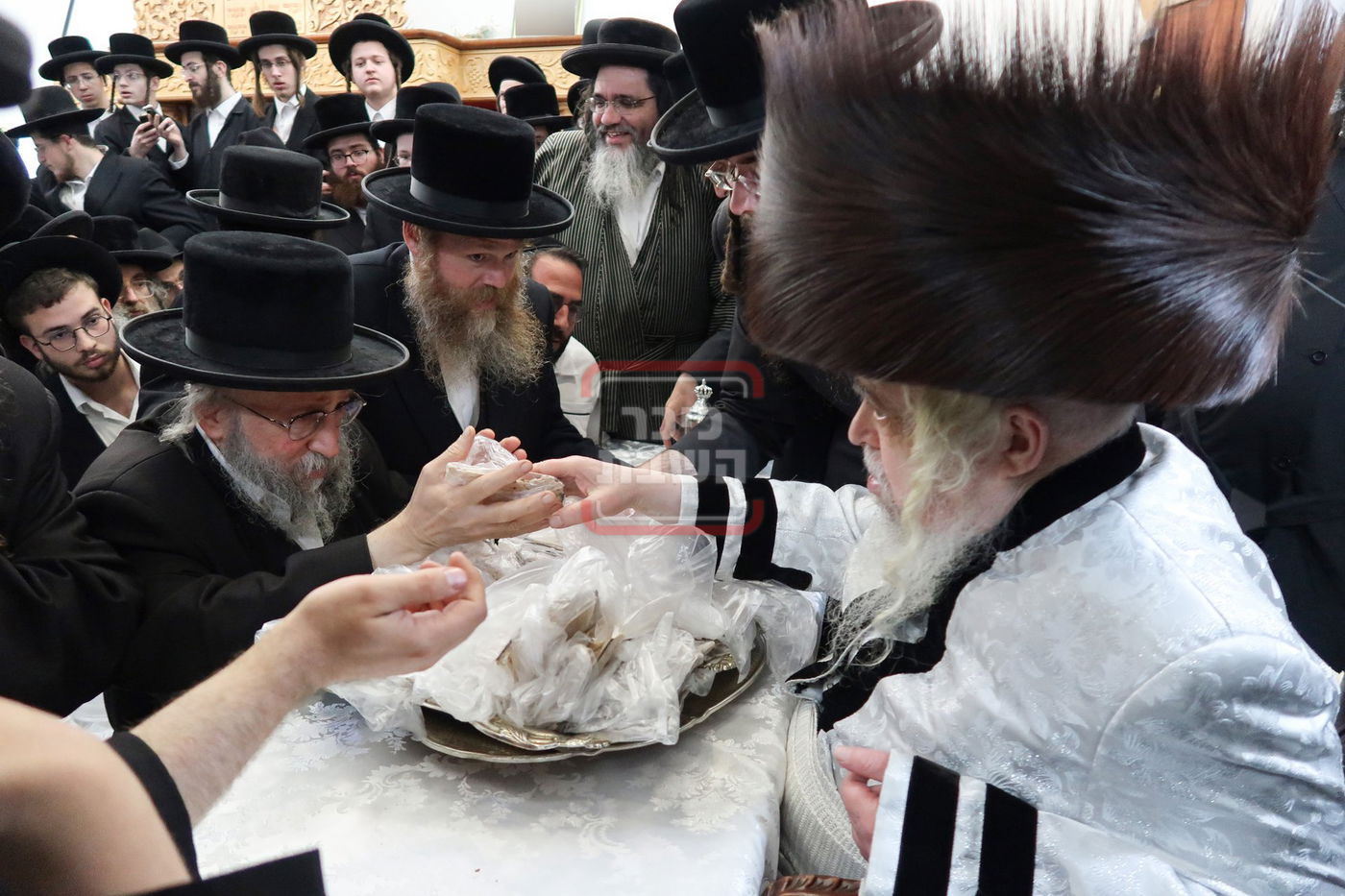 פסח שני בחצה"ק קרעטשניף סיגעט