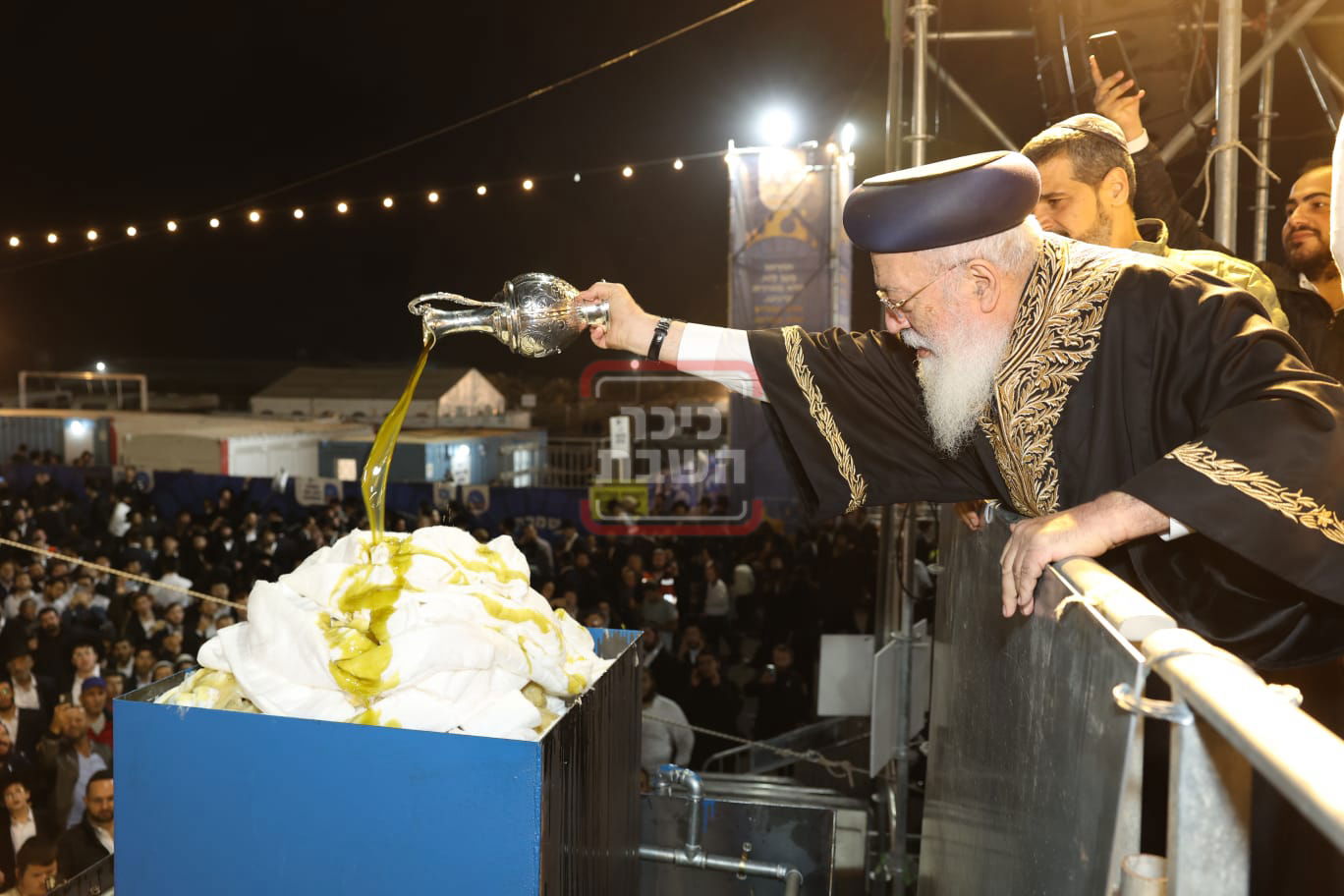 הגרש"מ עמאר בהדלקה לכבוד ל"ג בעומר