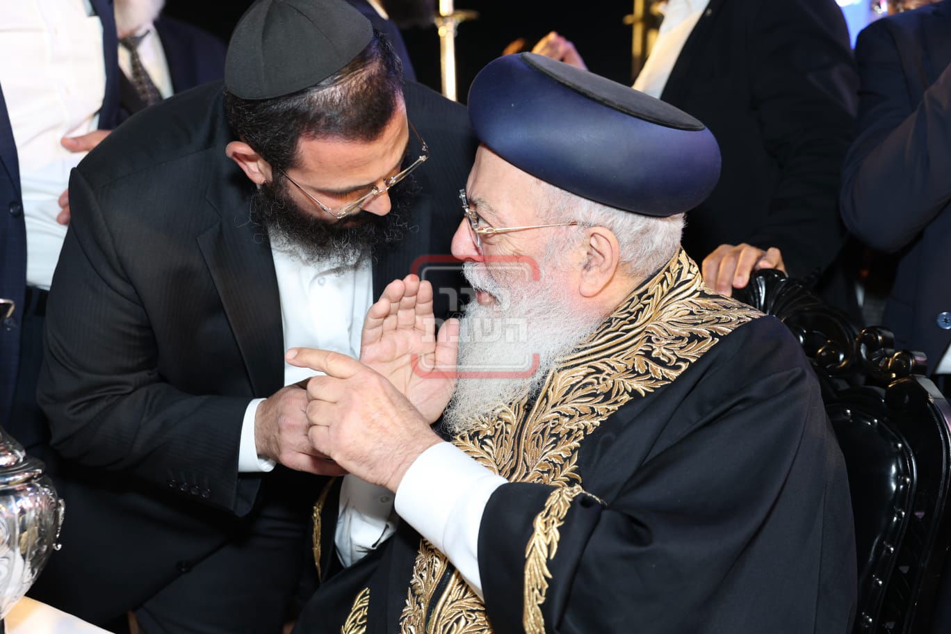 הגרש"מ עמאר בהדלקה לכבוד ל"ג בעומר