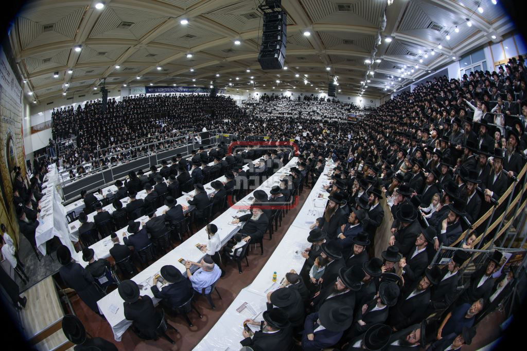 ל"ג בעומר בחצה"ק צאנז