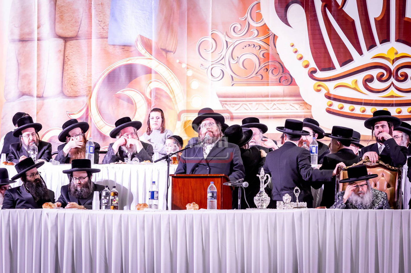 ל"ג בעומר בחצה"ק סאטמר