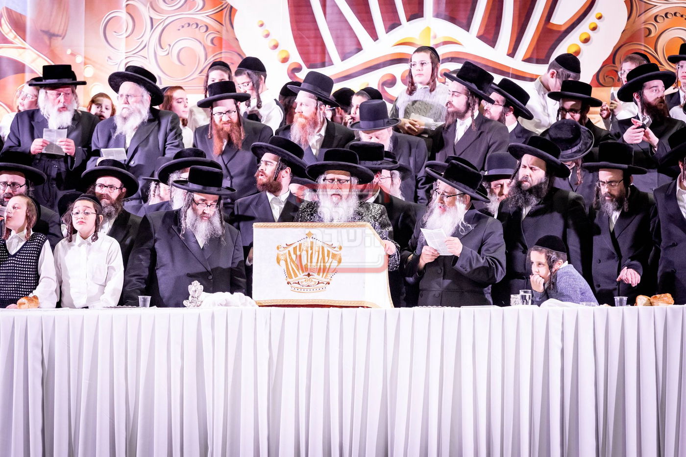 ל"ג בעומר בחצה"ק סאטמר