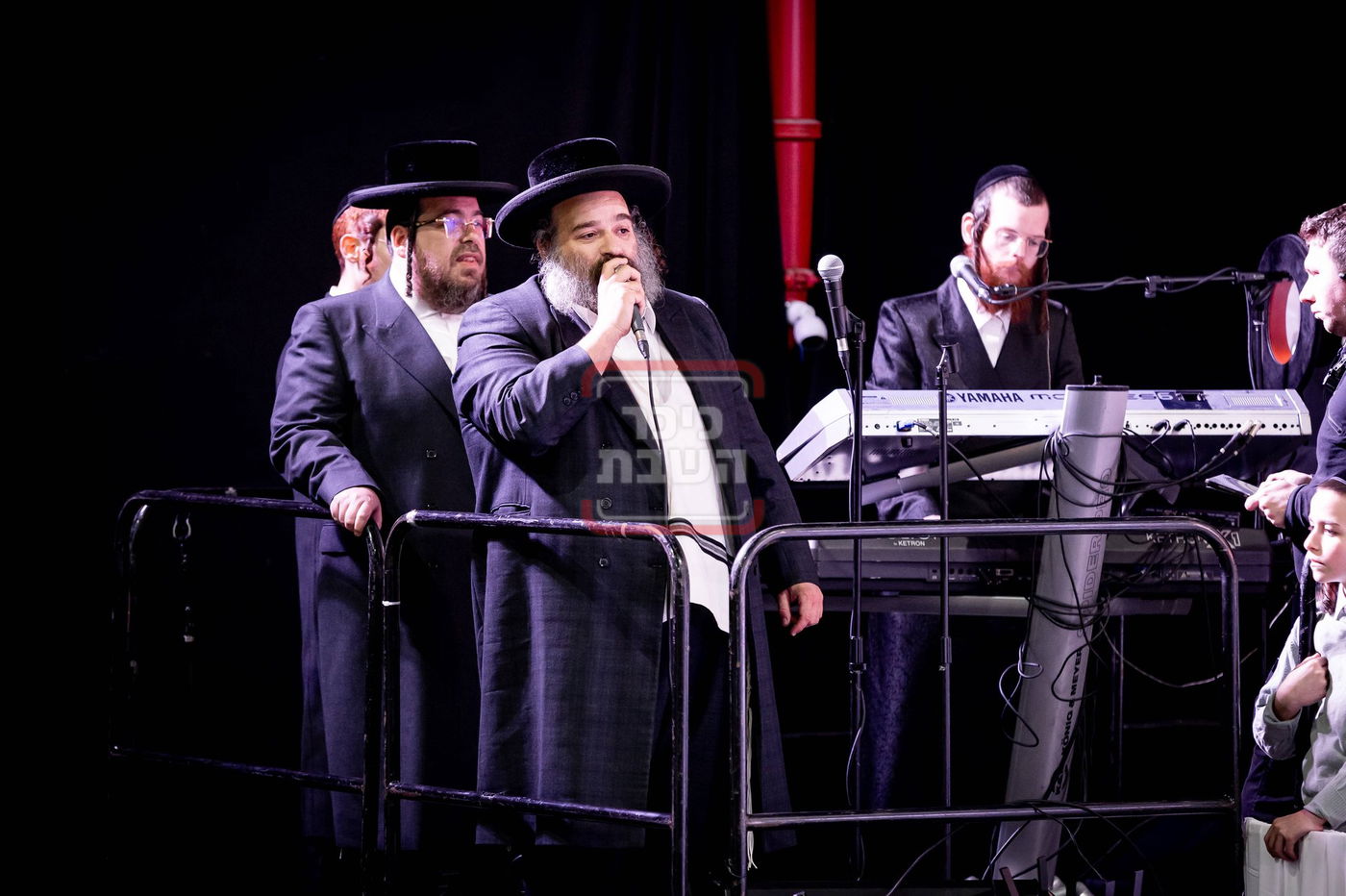 ל"ג בעומר בחצה"ק סאטמר