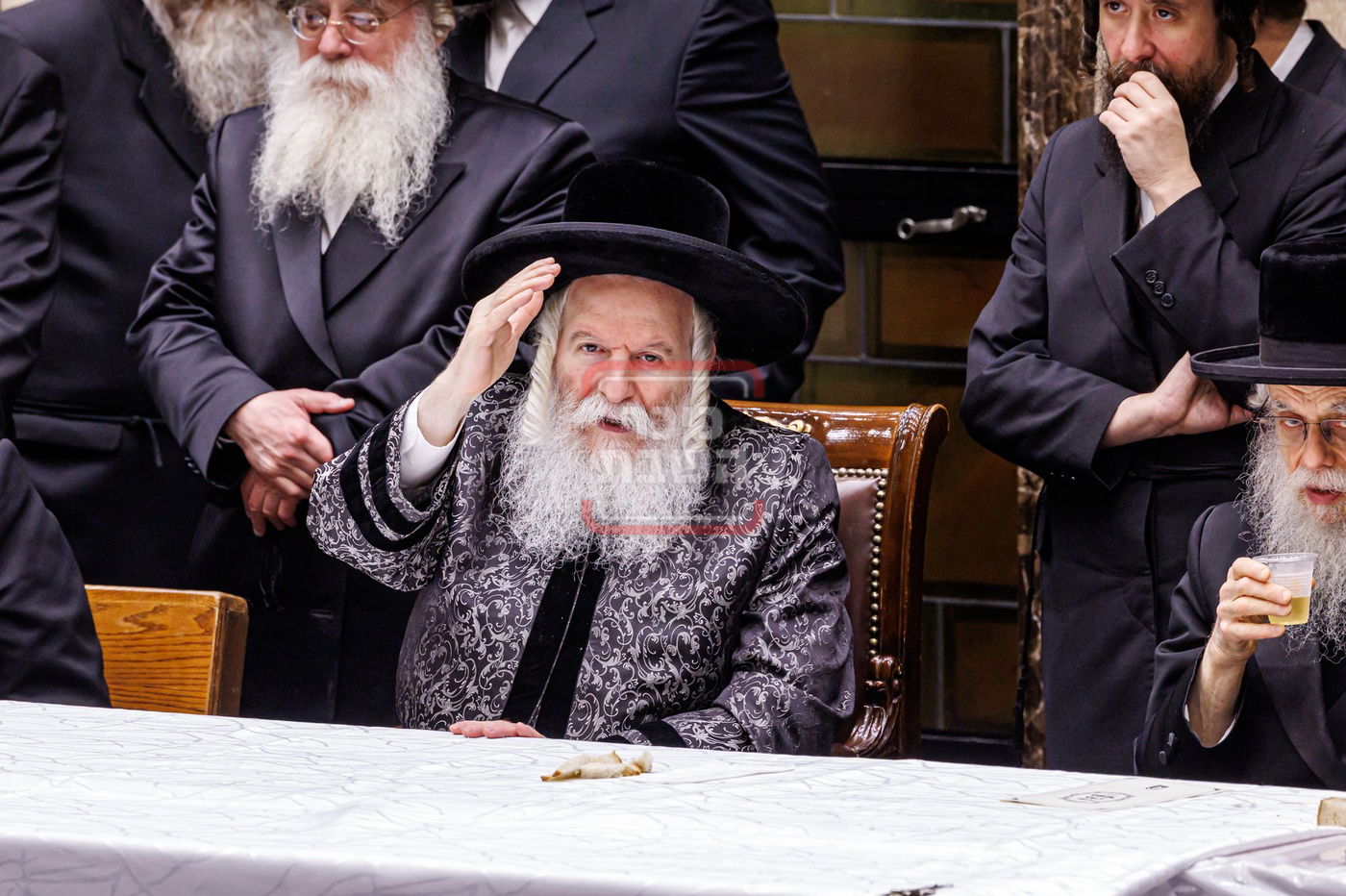 ל"ג בעומר בחצה"ק באבוב