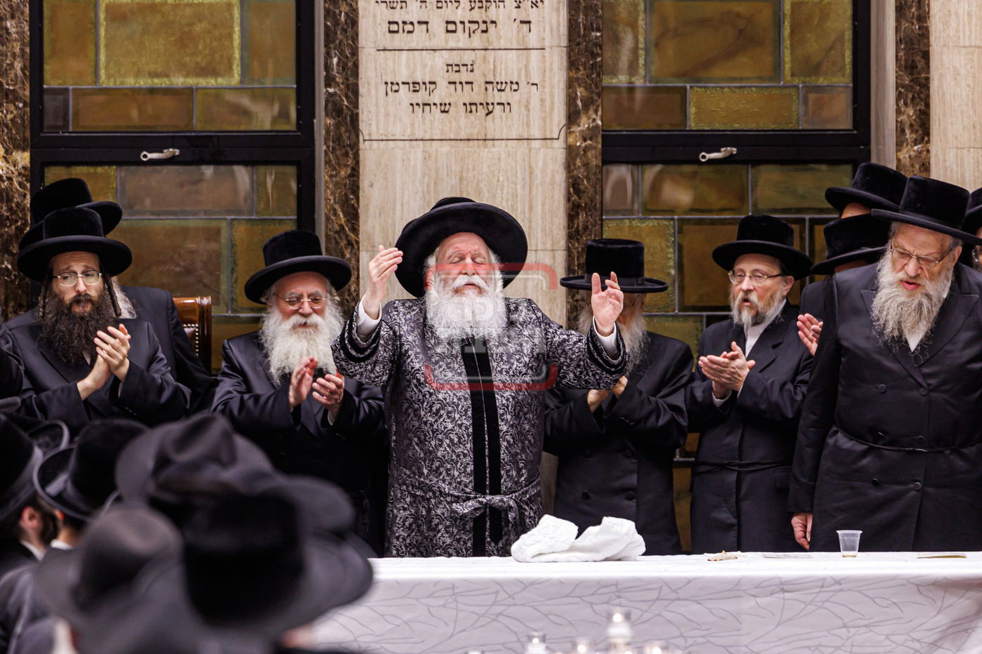 ל"ג בעומר בחצה"ק באבוב