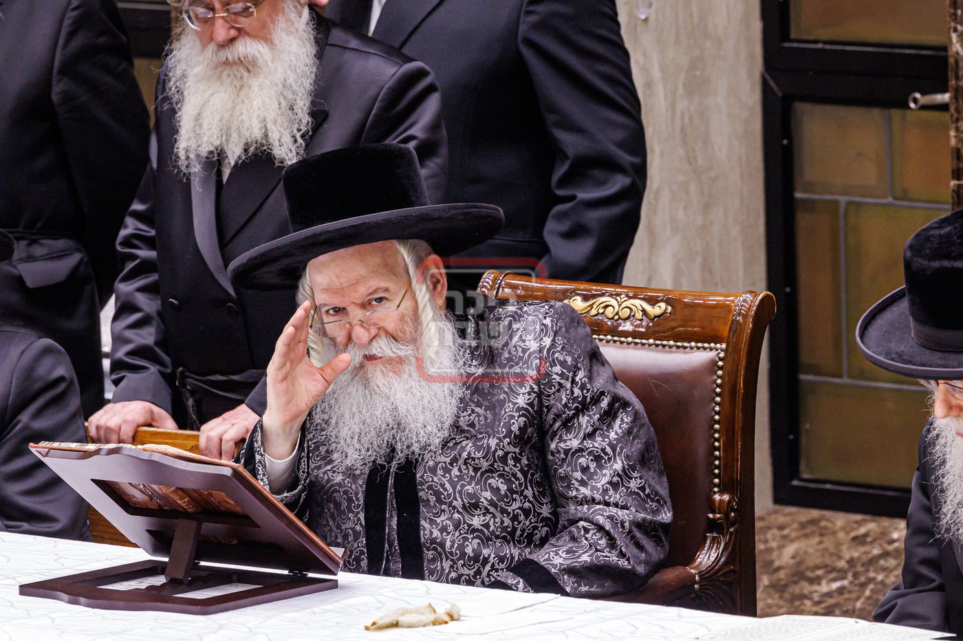 ל"ג בעומר בחצה"ק באבוב