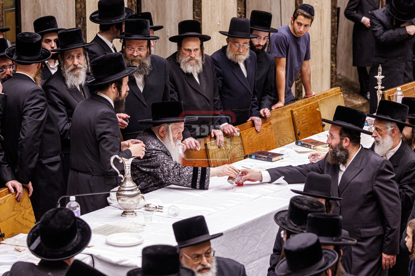 ל"ג בעומר בחצה"ק באבוב