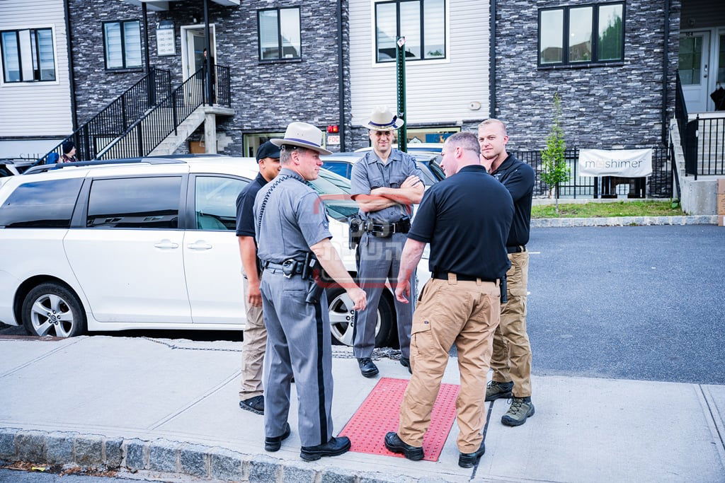 מעמד ההדלקה בחצה"ק סאטמר