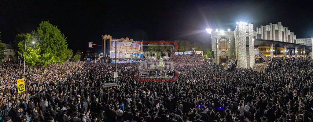 מעמד ההדלקה בחצה"ק סאטמר