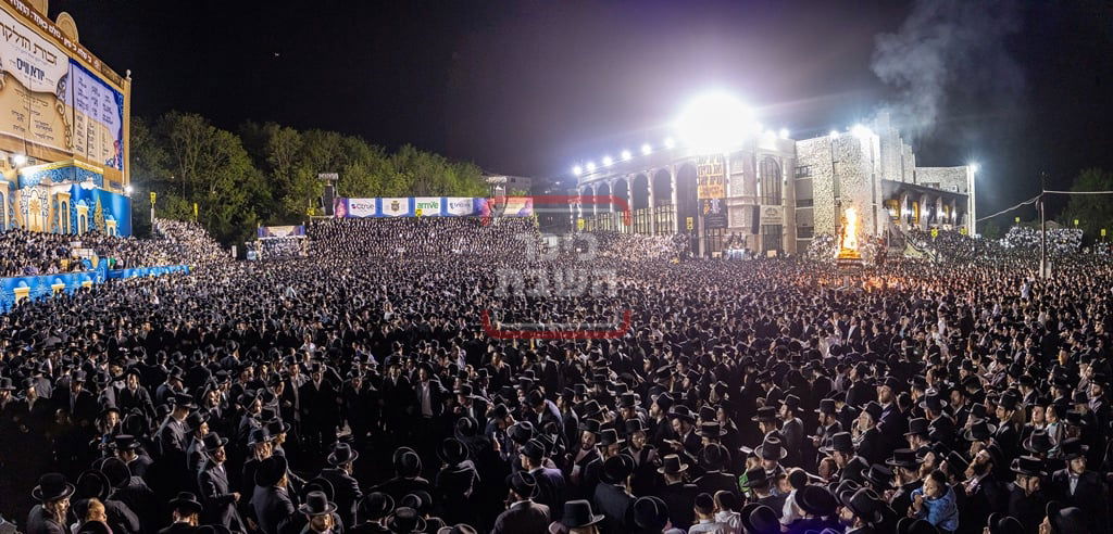 מעמד ההדלקה בחצה"ק סאטמר