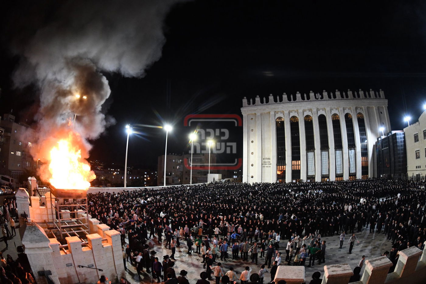 ל"ג בעומר בחצה"ק בעלזא