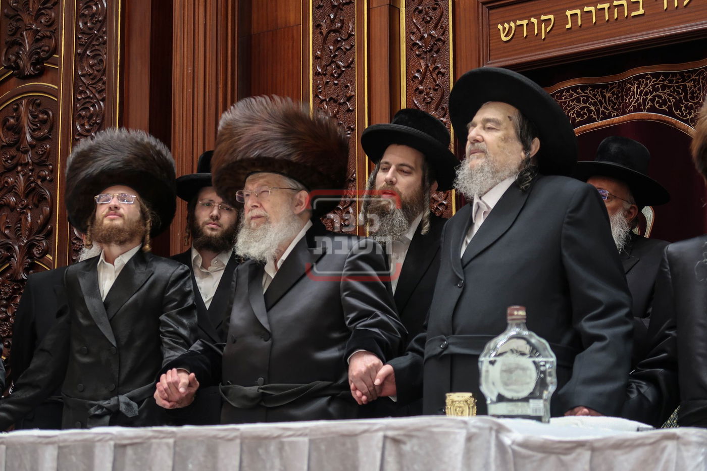 הגה"צ רבי יעקב מאיר שעכטר בברית לנין האדמו"ר מסלונים