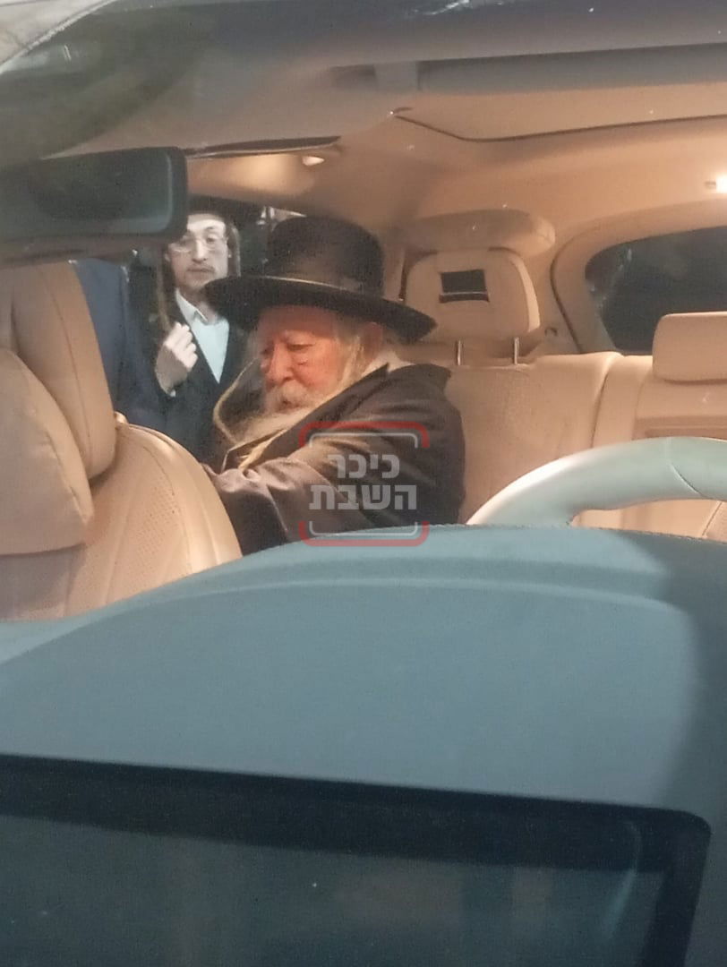 האדמו"ר מגור, בקבר רחל