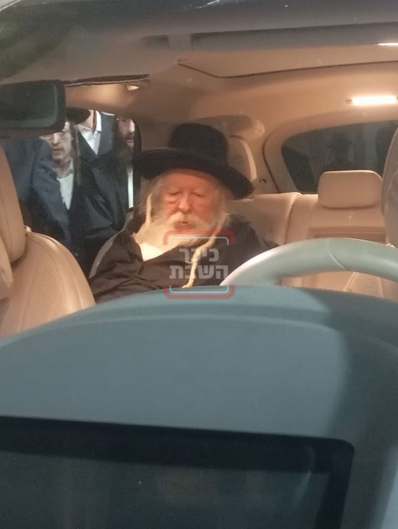 האדמו"ר מגור, בקבר רחל