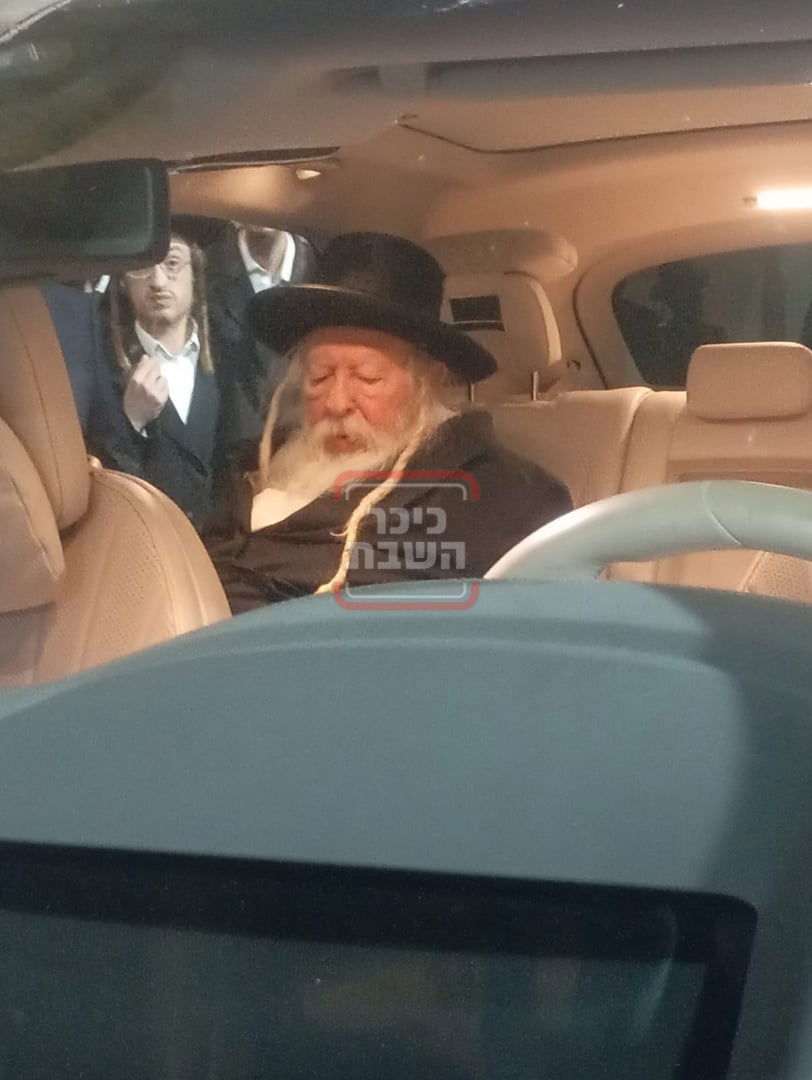 האדמו"ר מגור, בקבר רחל