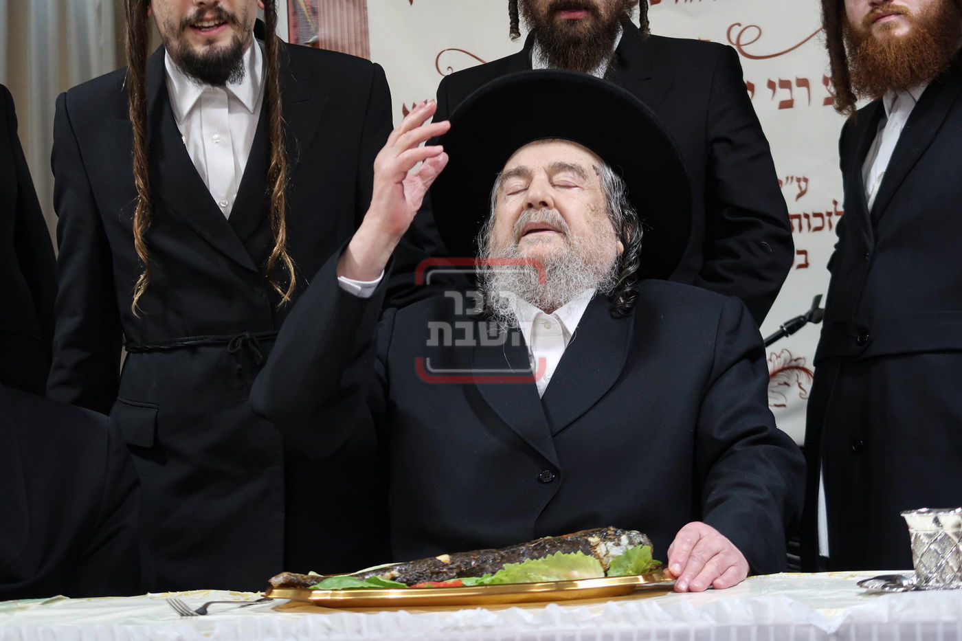 הגה"צ רבי יעקב מאיר שכטר בסיום ששה סדרי משנה