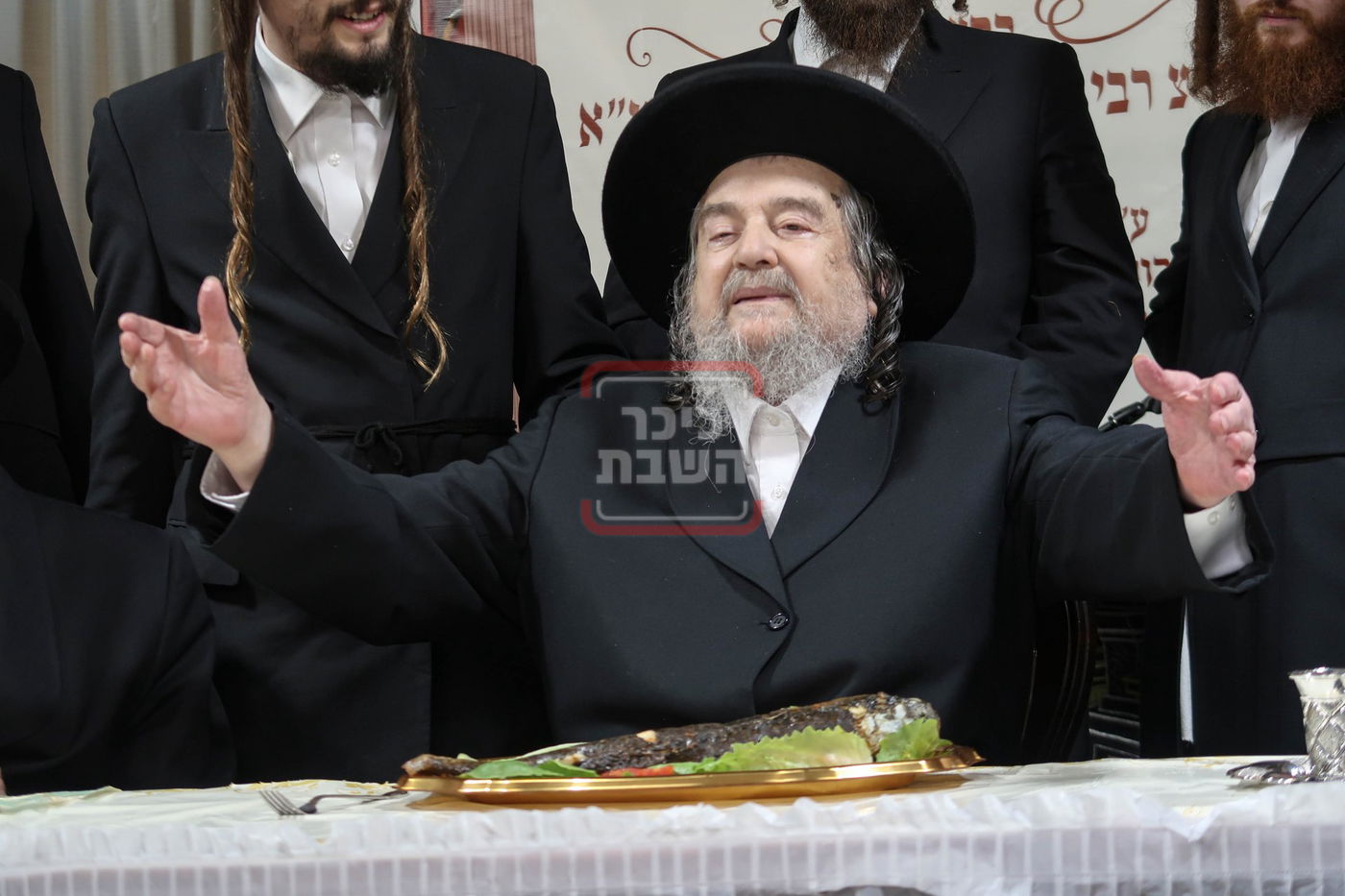 הגה"צ רבי יעקב מאיר שכטר בסיום ששה סדרי משנה